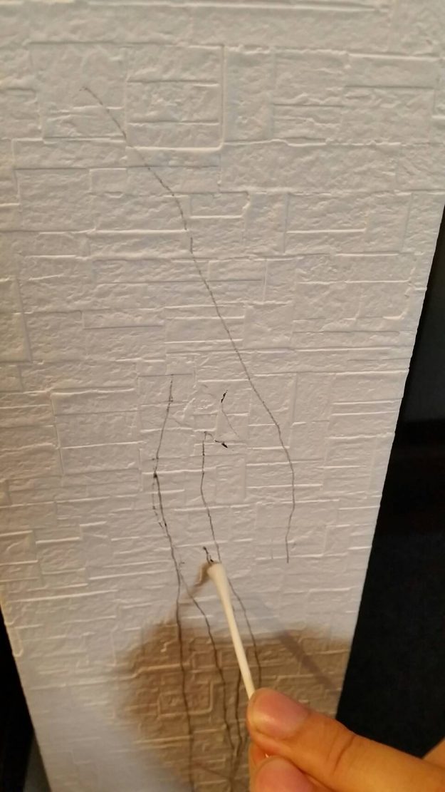 キッチンハイター ブリーチ でボールペンの落書きが完全に消えた